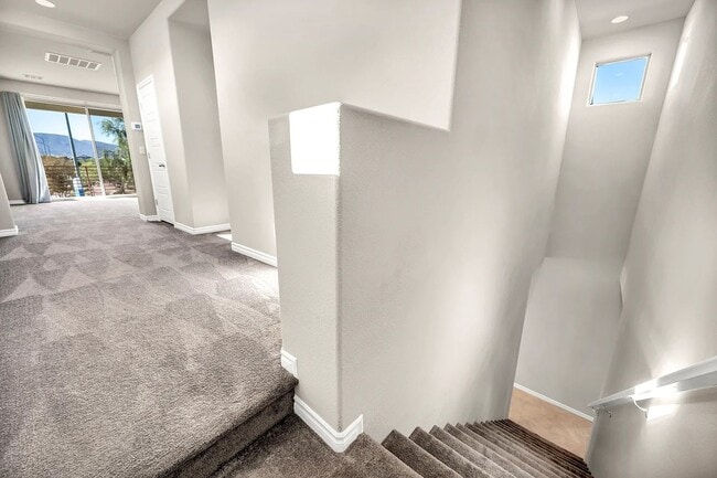 Building Photo - Luxury Rental | Premium Corner Lot | Strip Views