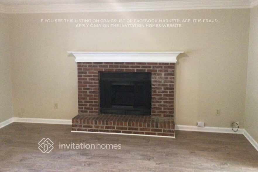 Building Photo - 921 David Dr