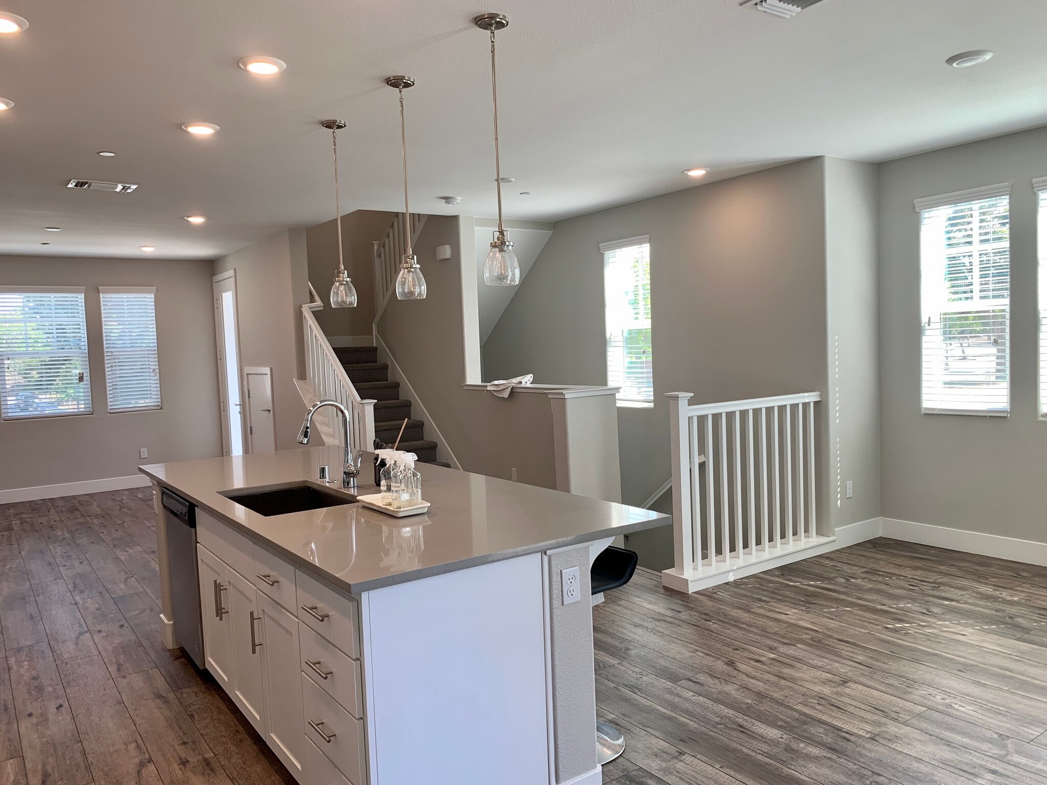Kitchen Island - 3900 Degree Ln