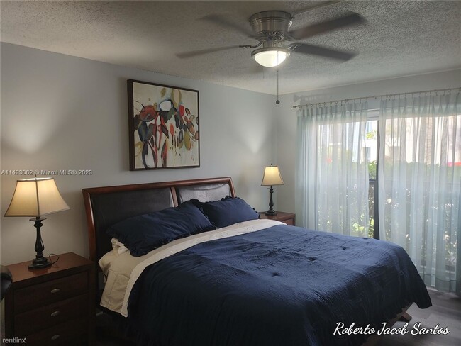 Building Photo - 2 br, 2 bath Condo - 524 Osprey Dr Apt 10B