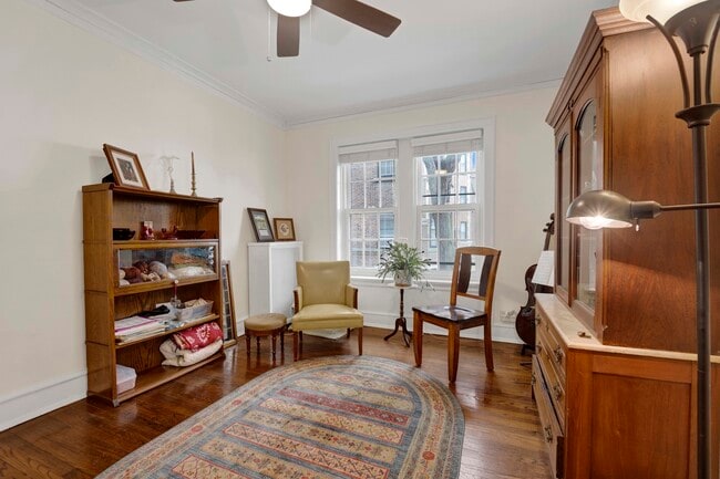 Building Photo - 554 Sheridan Square