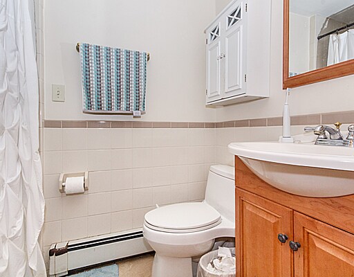 Building Photo - 88 Myrtle St