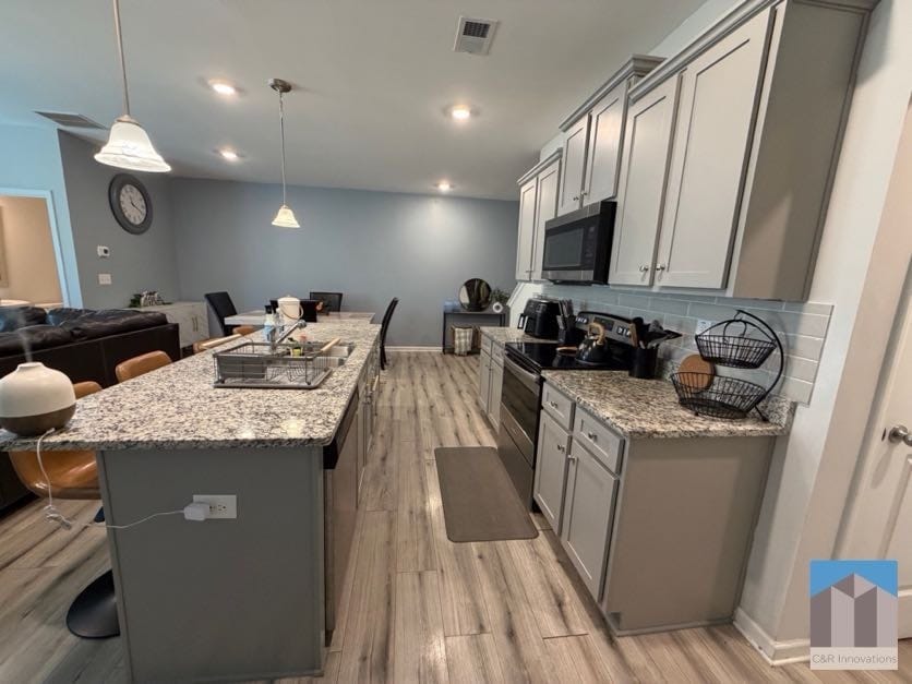 Building Photo - 7565 Knoll Hollow Rd