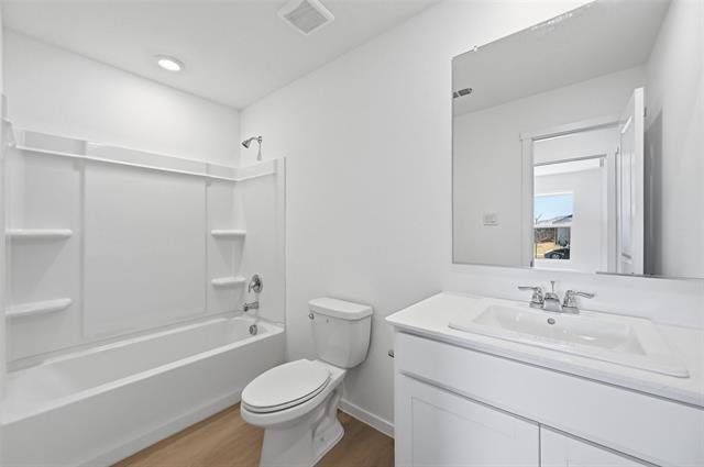 Building Photo - 1034 Neyland Dr