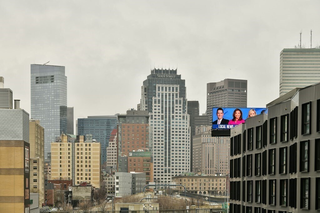 Building Photo - 40 Traveler St