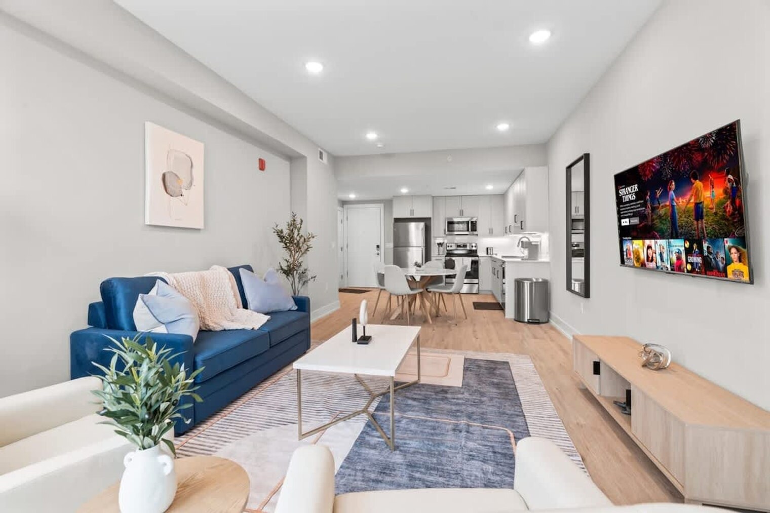 Building Photo - 626 N Delaware Ave