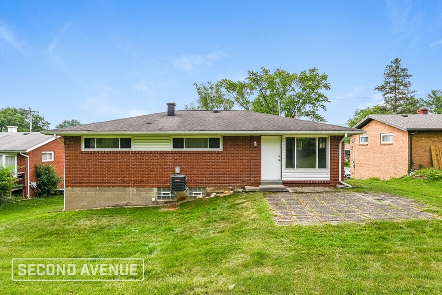 Building Photo - 642 Garden City Dr