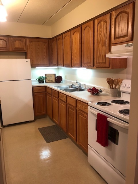 Building Photo - Maple Heights Senior Apartment Community