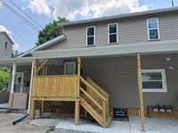 Building Photo - Center Avenue Triplex