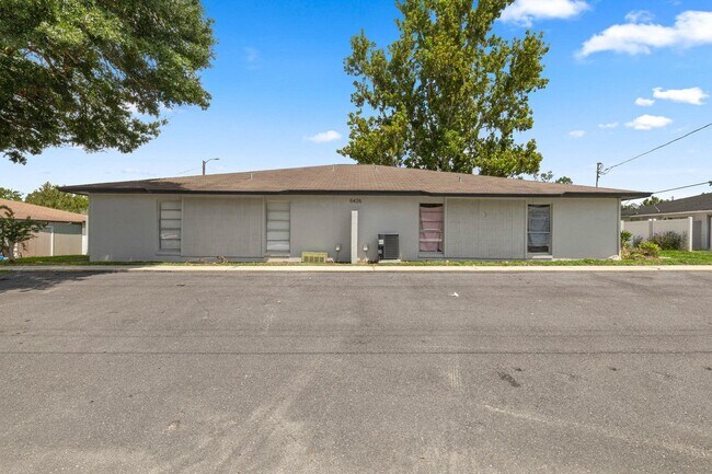 Primary Photo - 5425 SE 30th Pl
