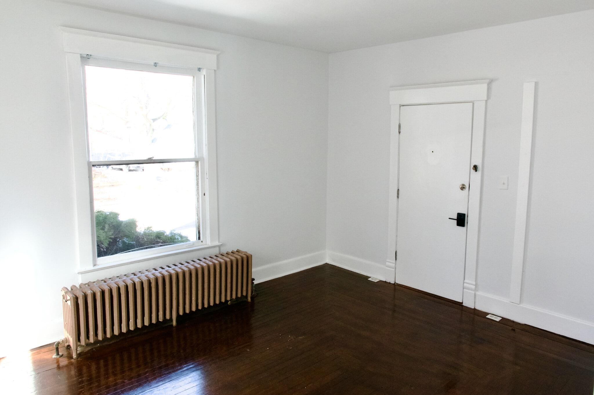 Room 1 - 307 W Illinois St