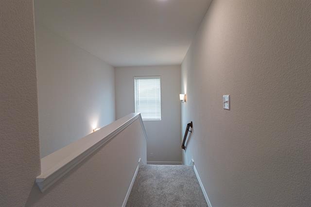 Building Photo - 1033 Park Oak Ln
