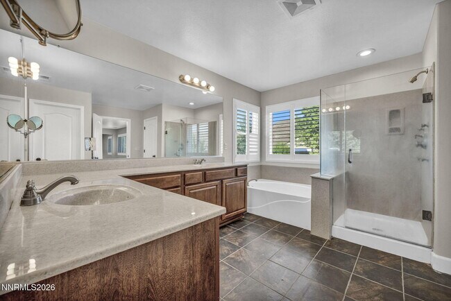 Building Photo - 2425 Crooked Canyon Ct