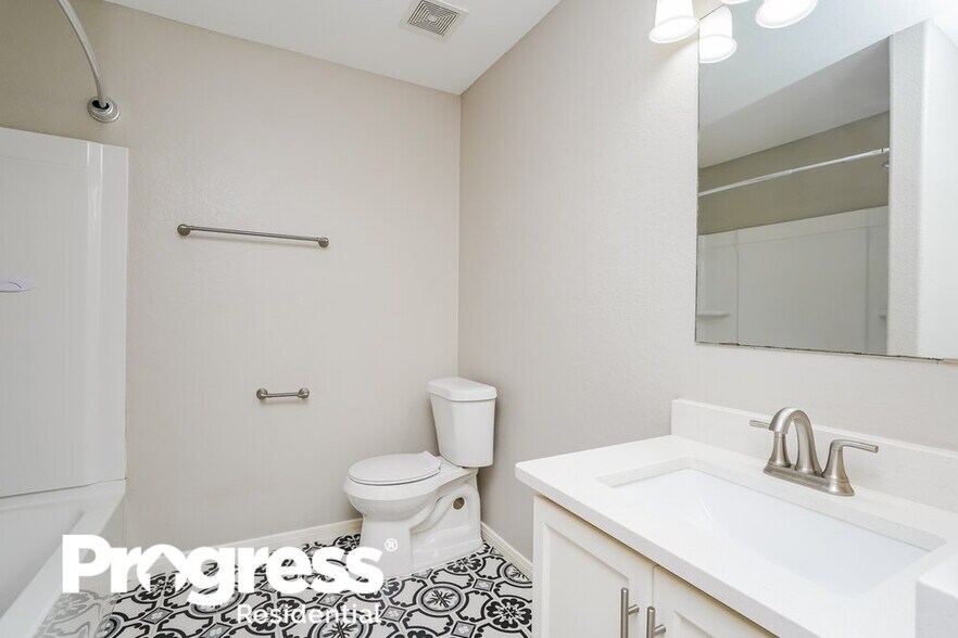 Building Photo - 19606 Trent Creek Dr