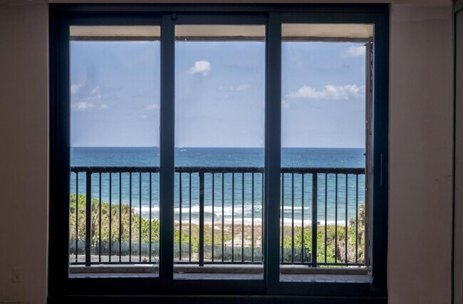 Building Photo - 1800 S Ocean Blvd