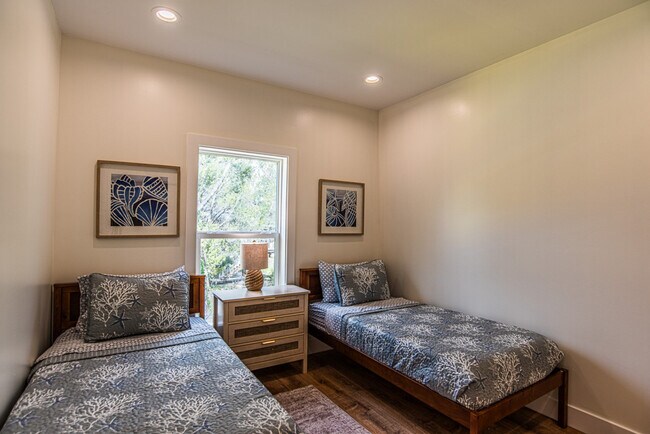 Building Photo - 14413 W Ozello Trail