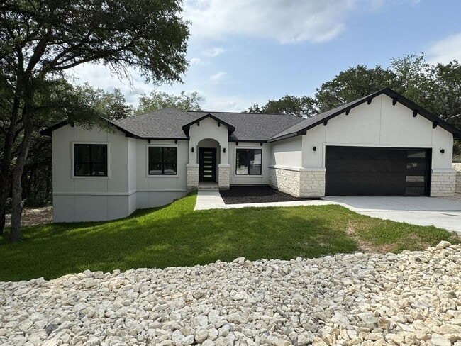 Primary Photo - 5206 Country Club Dr