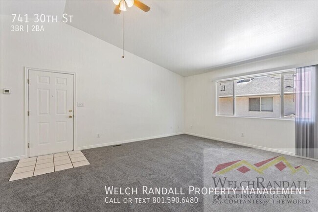 Building Photo - 741 30th St