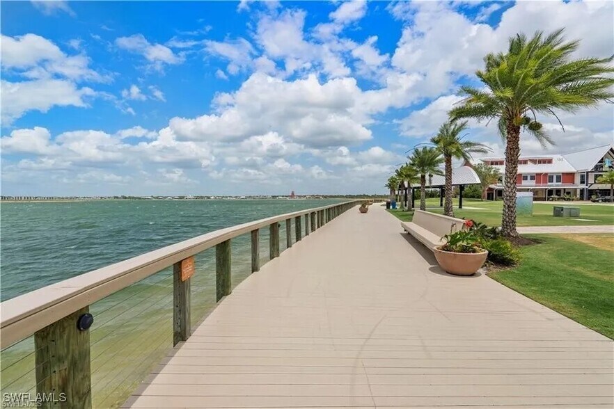 Boardwalk - 15551 Northridge Rd