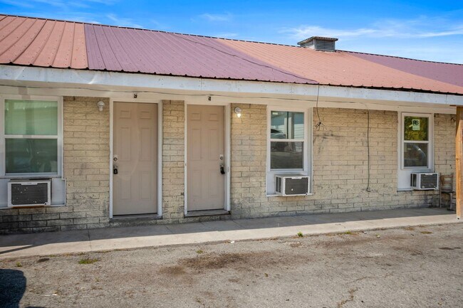 Building Photo - 2510 Fort Campbell Blvd