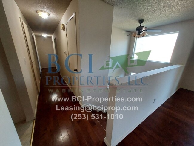 Building Photo - Beautiful 4 Bedroom/ 3 Bath Home close to Sunnyside Beach Park/ JBLM/ Fort Steilacoom!
