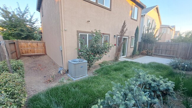 Building Photo - 120 Alboran Sea Cir