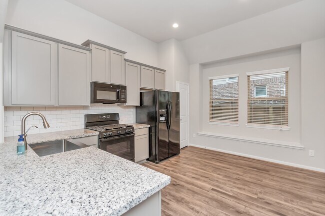 Building Photo - 4406 Low Meadow Ln