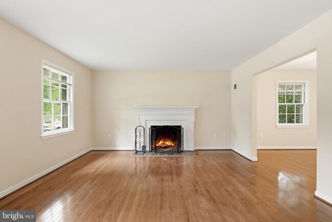 Building Photo - 8621 Buckboard Dr