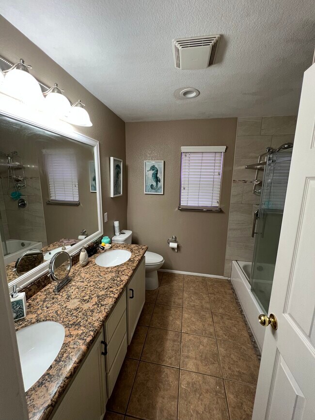 Building Photo - 9378 Agave Dr