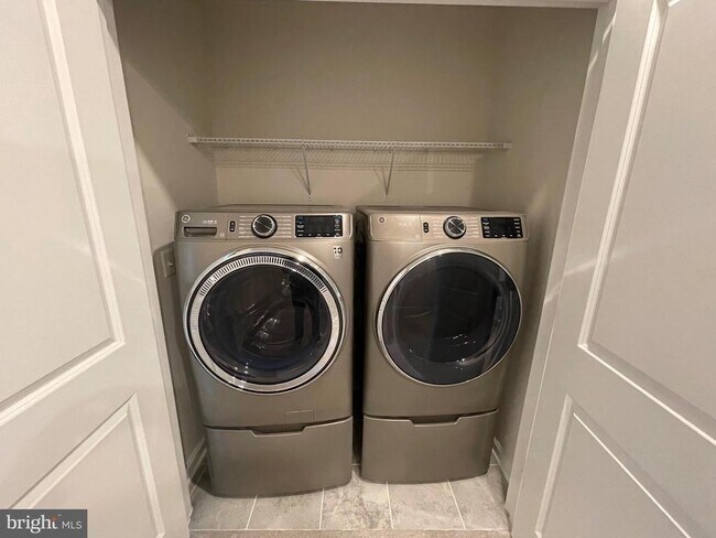 Building Photo - 20687 Heron Landing Dr