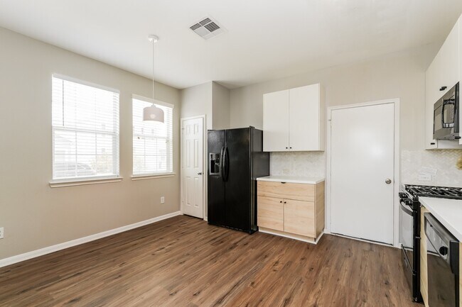 Building Photo - 21702 Mossy Field Ln