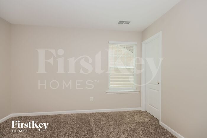 Building Photo - 13138 Heath Grove Dr