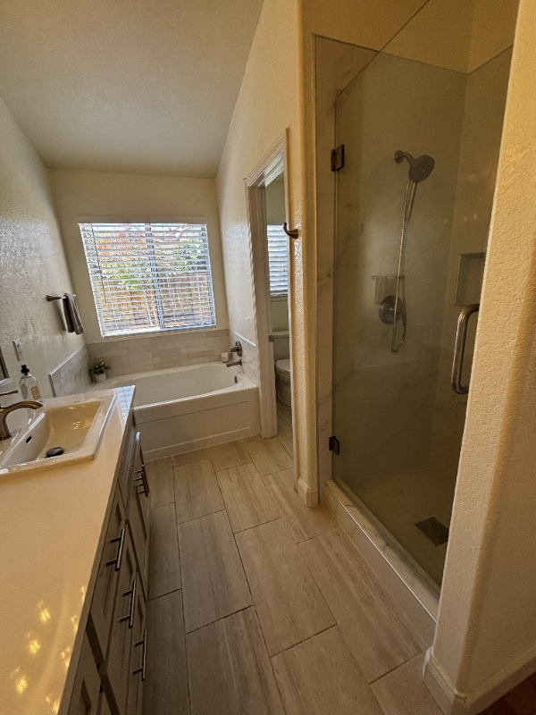 Building Photo - 8340 Lake Willow Way