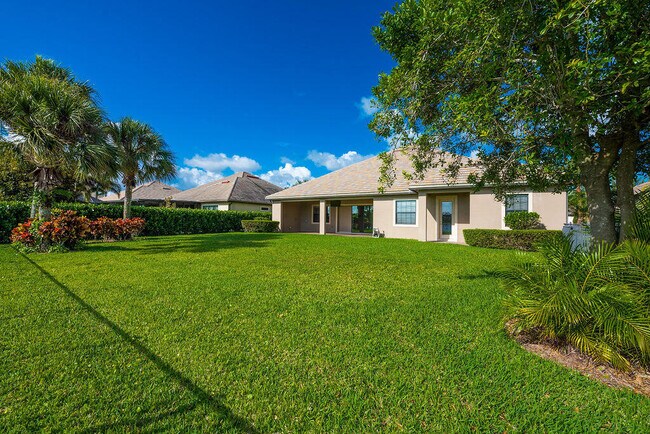 Building Photo - 3425 Siena Cir