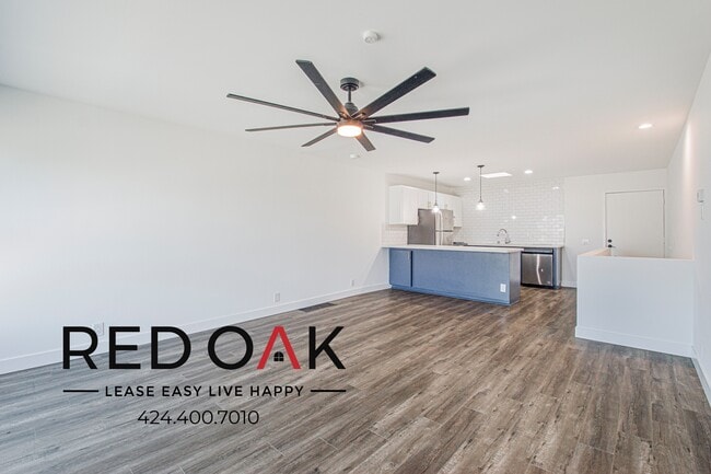 Building Photo - 2965 Waverly Dr