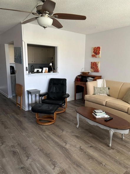 Building Photo - 138 Dorchester H