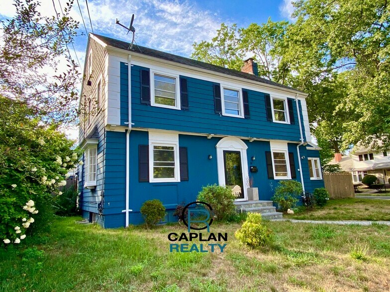 Building Photo - 170 Bellevue Rd