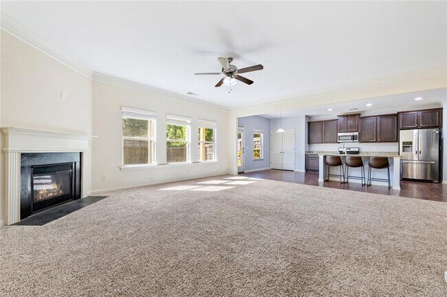 Building Photo - 4467 Water Mill Dr