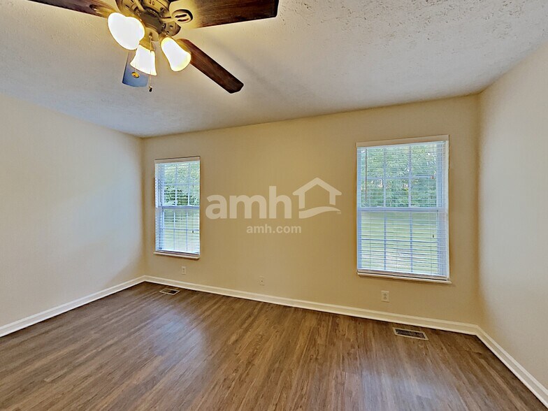 Building Photo - 4014 Lenox Ct