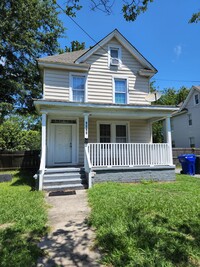 Building Photo - 1612 W 48th St