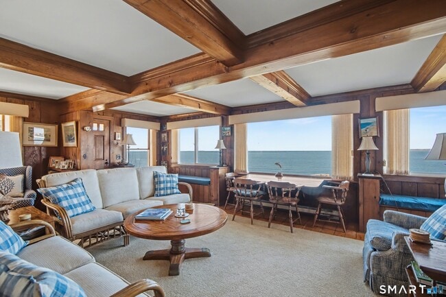 Building Photo - 217 W Shore Ave