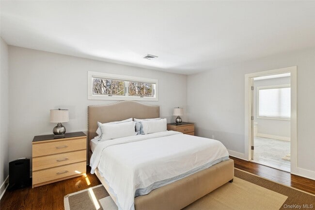 Building Photo - 6 Sunset Rd