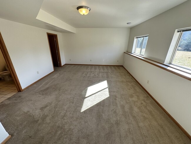 Building Photo - 132 Sater St