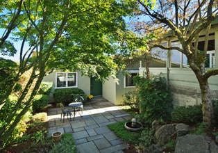 Building Photo - 7330 57th Ave NE