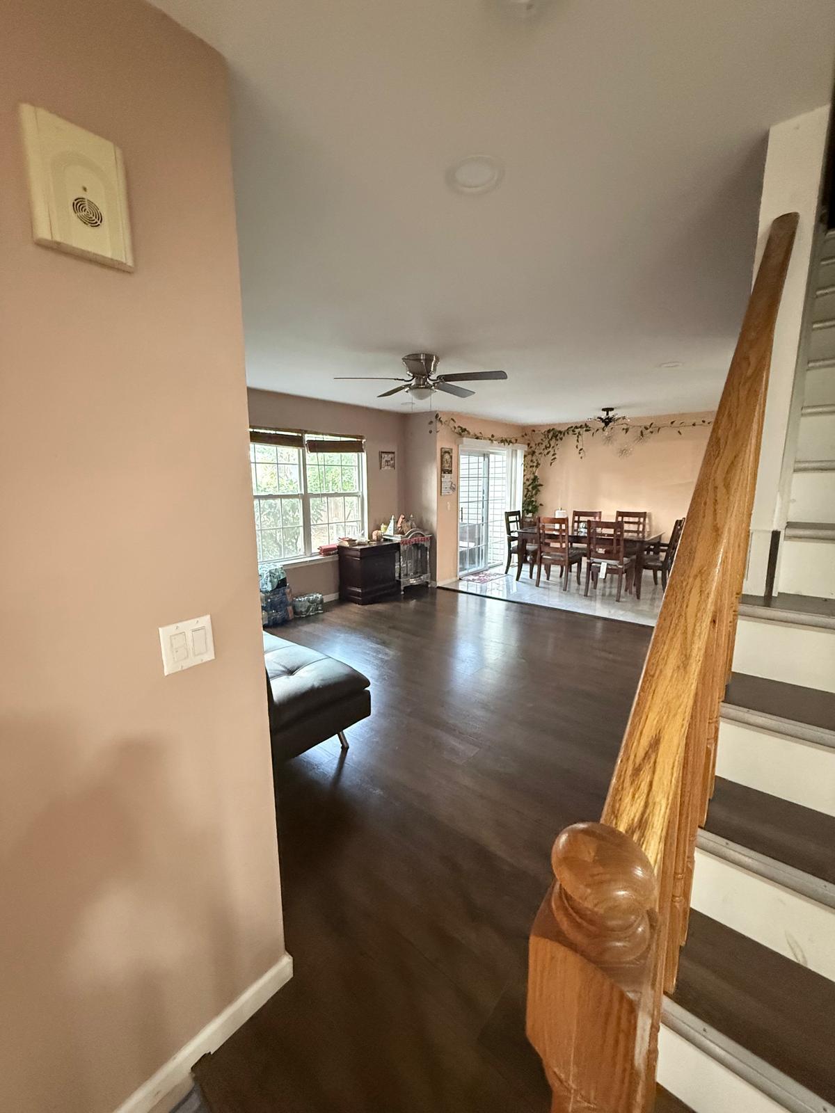 Building Photo - 427 Lackland Ave