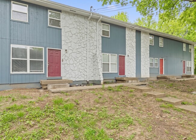 Building Photo - 2444 N 38th St