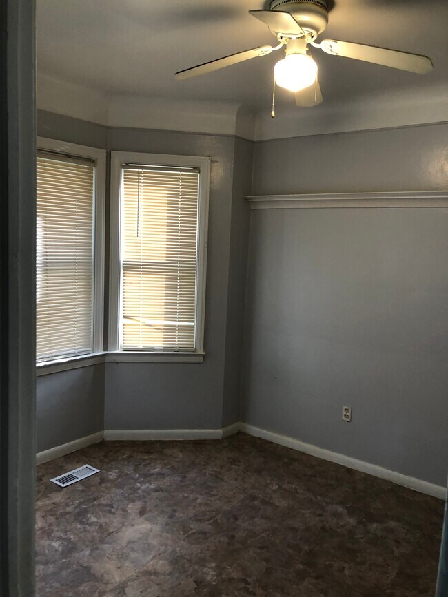 Building Photo - 18996 Elkhart St