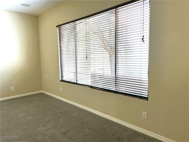 Building Photo - 33 Gladewater Dr