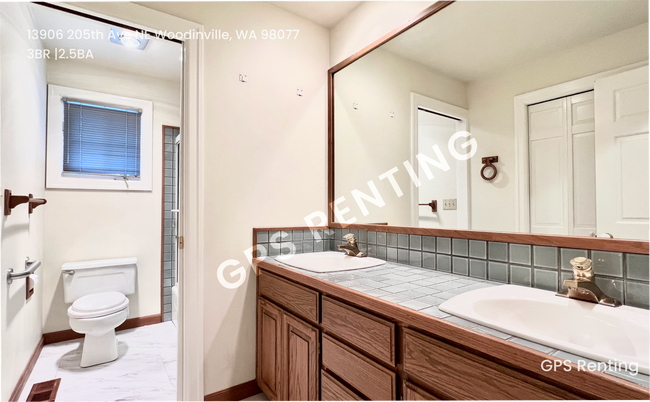 Building Photo - 13906 205th Ave NE