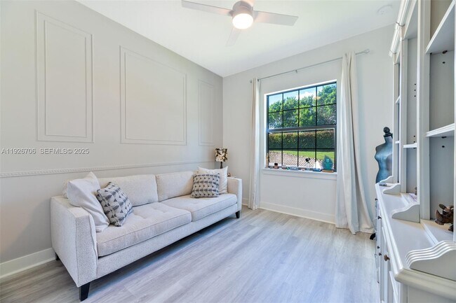 Building Photo - 3098 Gin Berry Way